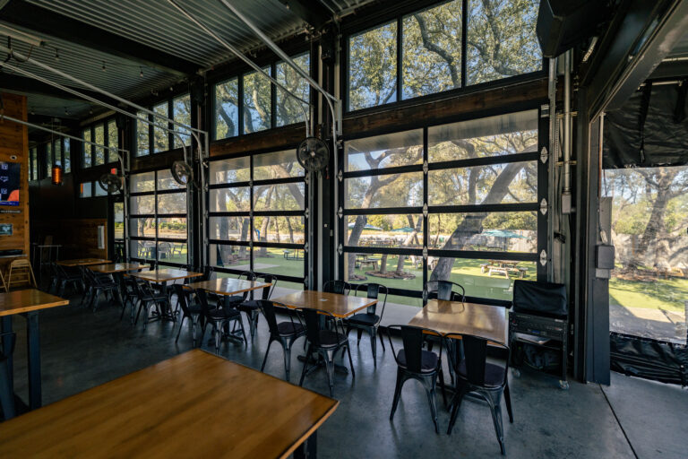 garage doors glass in restaurant