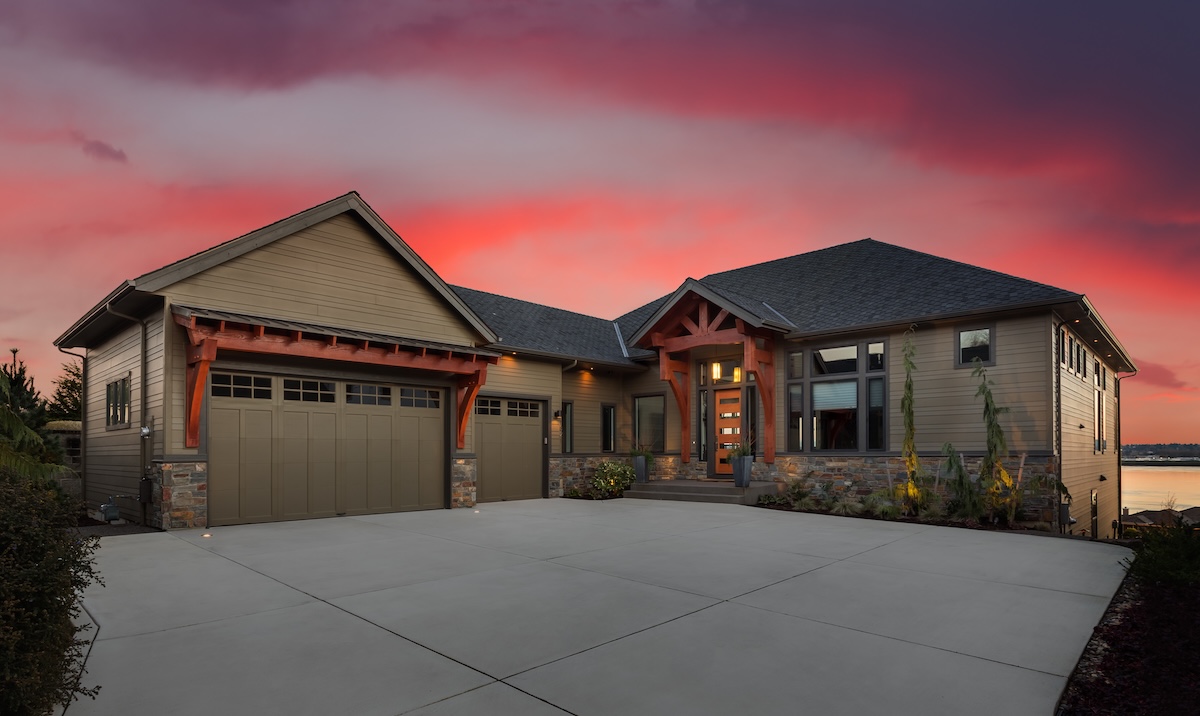 nice house with garage